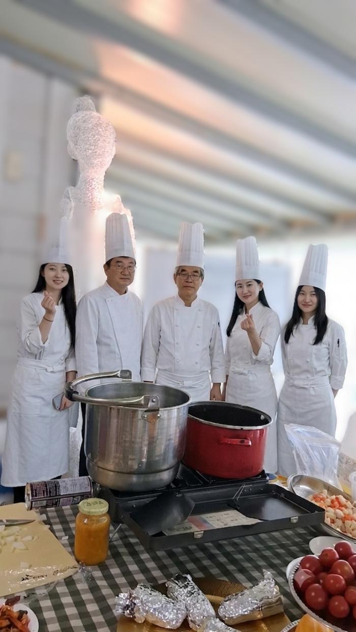패션치유 자연염색 세미나 정재만 교수와 회원