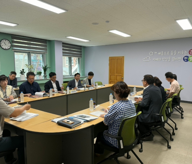 전북특별자치도의회 윤수봉 의원, 한별고 노후 환경 개선 위한 현지활동 실시 기사 이미지