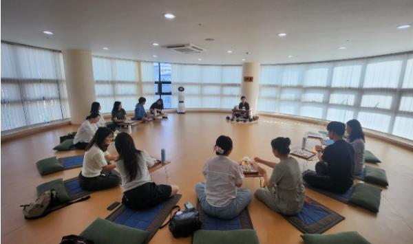 인천광역시교육청, 특수교육 교사 힐링 프로그램 ‘마음 쉼, 명상’ 운영 기사 이미지