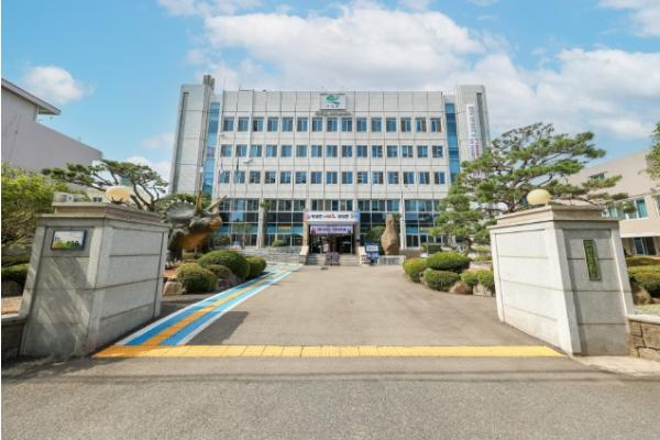 고성군, “SK오션플랜트 매각, 지역과의 상생 없는 일방적 결정에 강력 대응” 기사 이미지